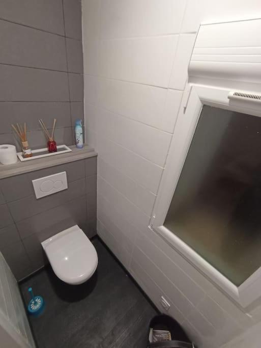 Superbe Appartement Renove A Neuf Centre Bourg Brem Sur Mer Exterior foto